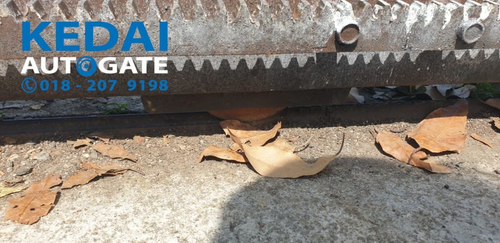 Replace Roller Auto Gate Ampang